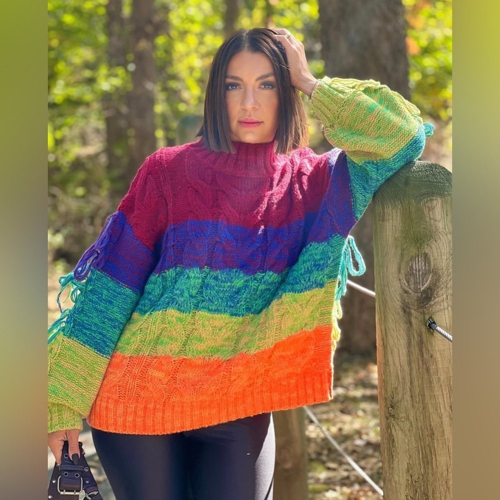 LIKE NEW Listicle Fringe Sweater